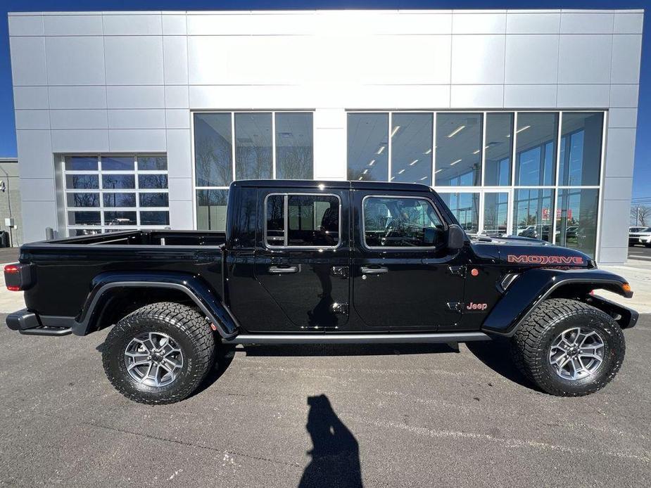 new 2024 Jeep Gladiator car, priced at $56,580