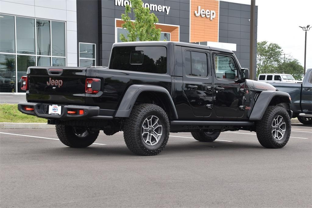 new 2024 Jeep Gladiator car, priced at $57,036