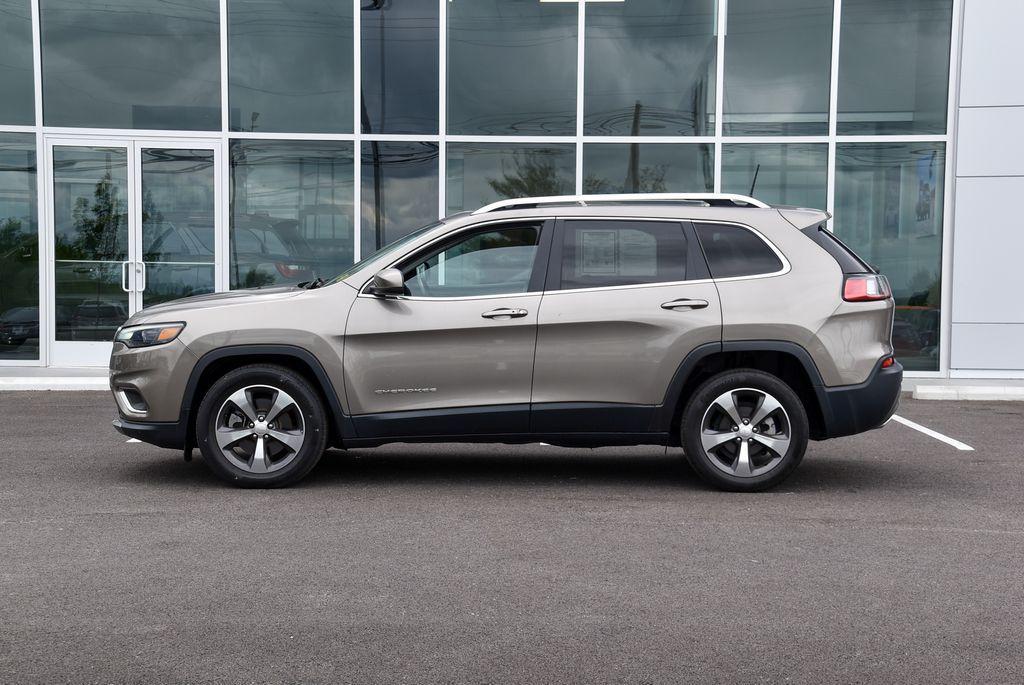 used 2020 Jeep Cherokee car, priced at $23,700