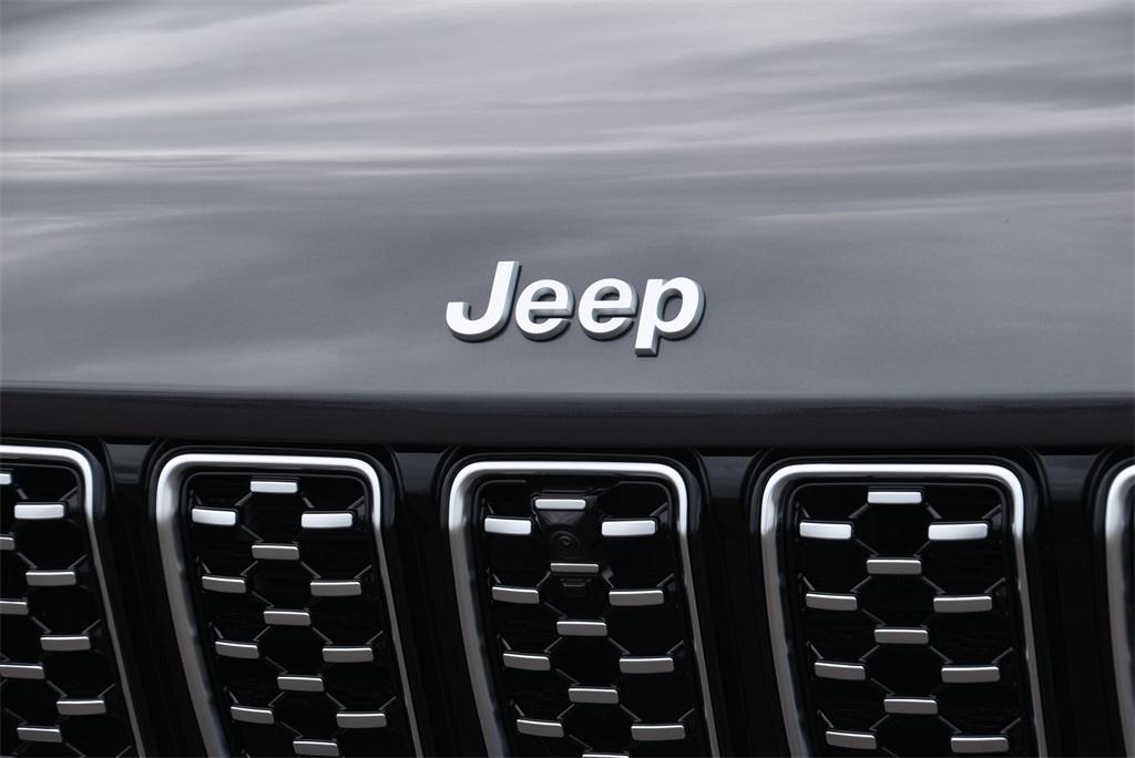 new 2025 Jeep Grand Cherokee L car, priced at $60,668