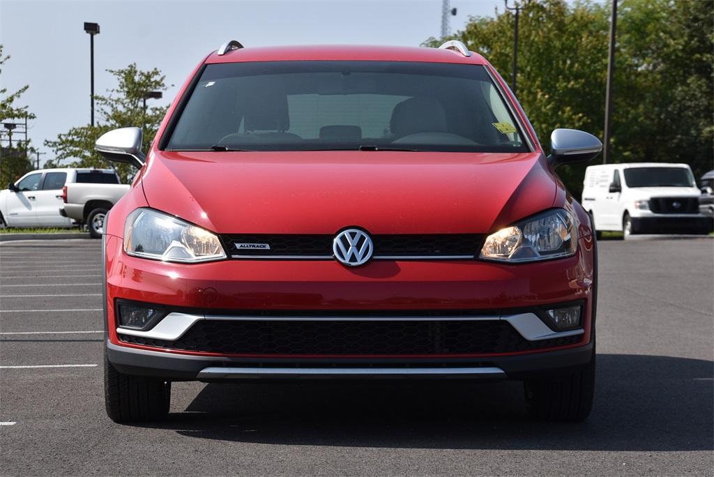 used 2017 Volkswagen Golf Alltrack car, priced at $12,650