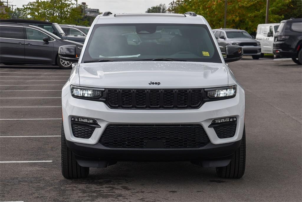 new 2025 Jeep Grand Cherokee car, priced at $48,958