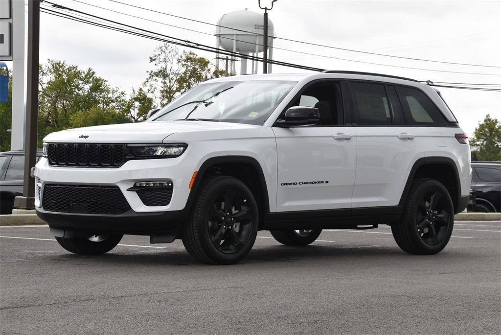 new 2025 Jeep Grand Cherokee car, priced at $48,958