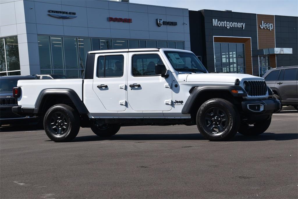 new 2024 Jeep Gladiator car, priced at $37,531