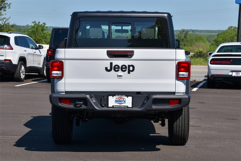 new 2024 Jeep Gladiator car, priced at $37,531