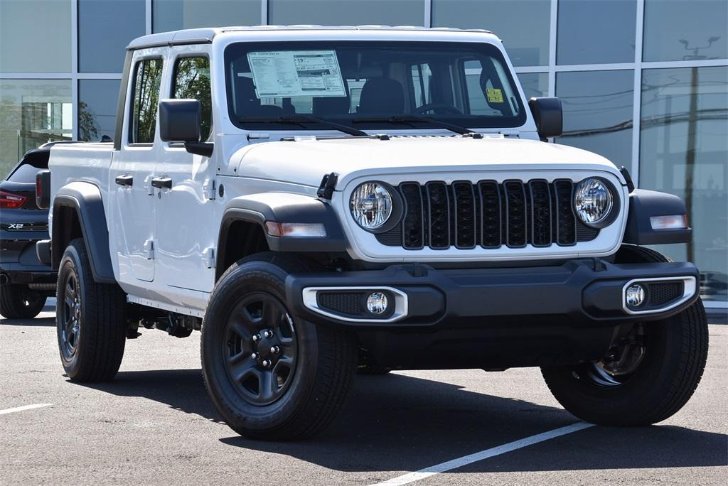 new 2024 Jeep Gladiator car, priced at $37,531