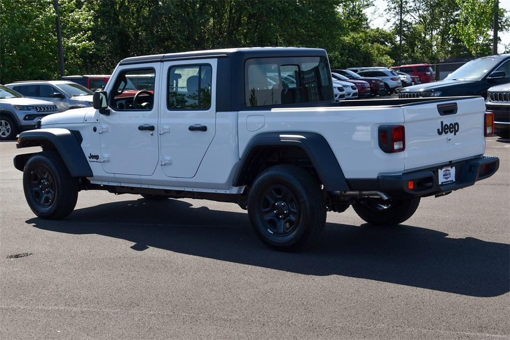 new 2024 Jeep Gladiator car, priced at $37,531