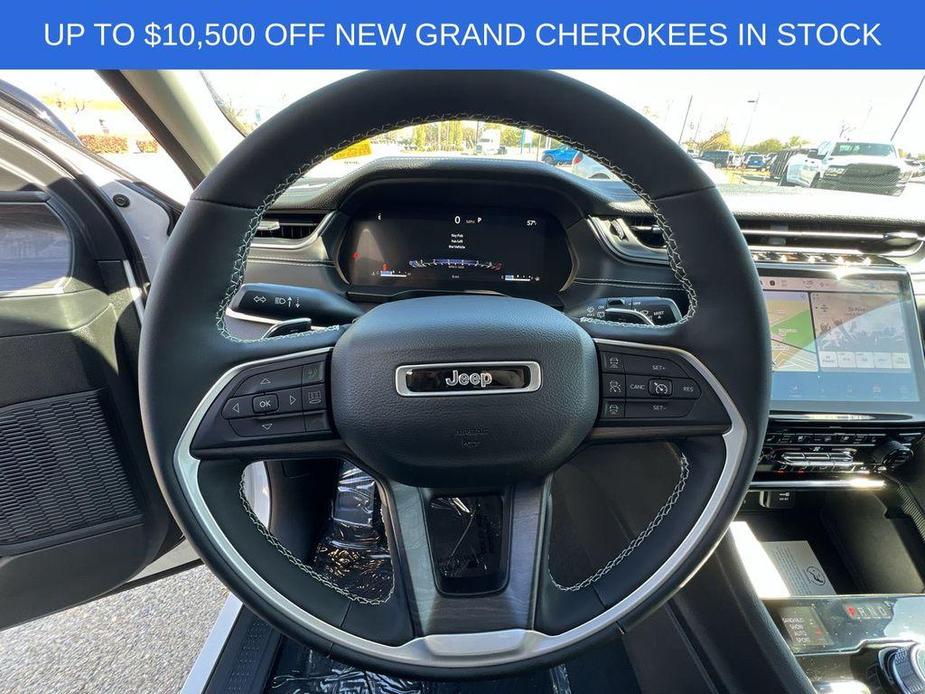 new 2024 Jeep Grand Cherokee L car, priced at $48,520