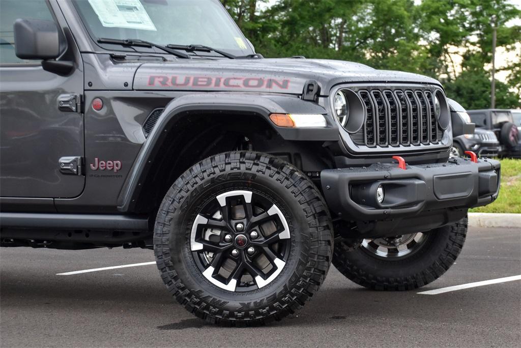 new 2024 Jeep Gladiator car, priced at $65,270