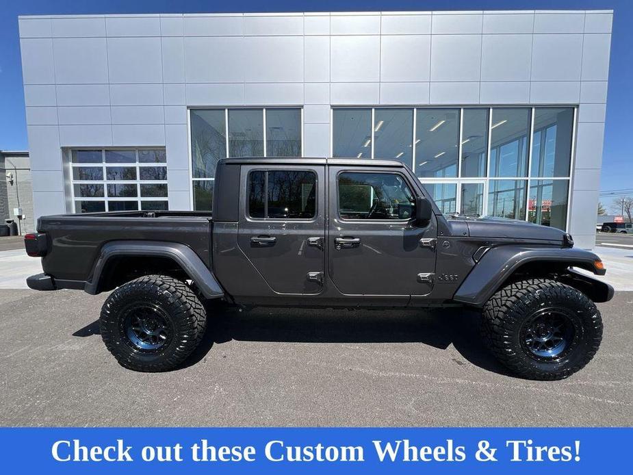 new 2024 Jeep Gladiator car, priced at $49,805
