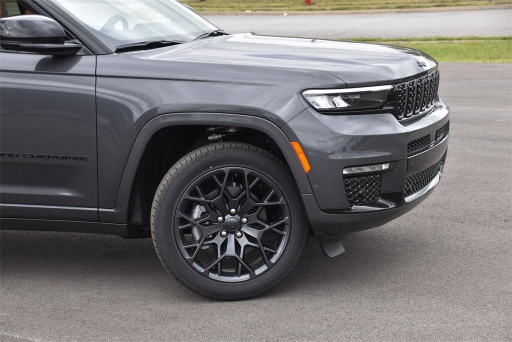 new 2025 Jeep Grand Cherokee L car, priced at $68,730