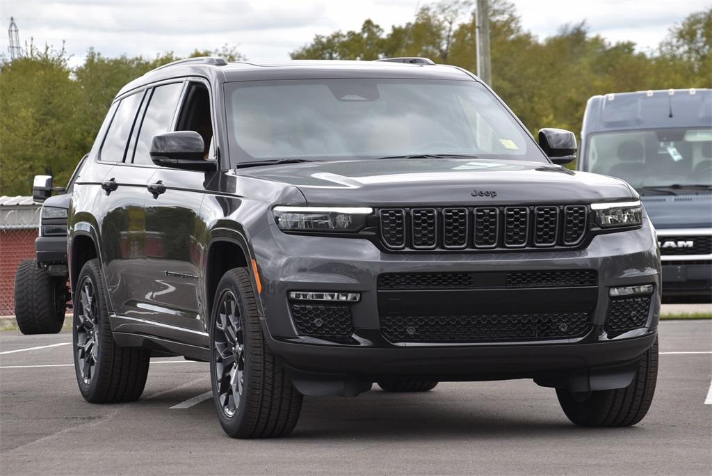 new 2025 Jeep Grand Cherokee L car, priced at $68,730