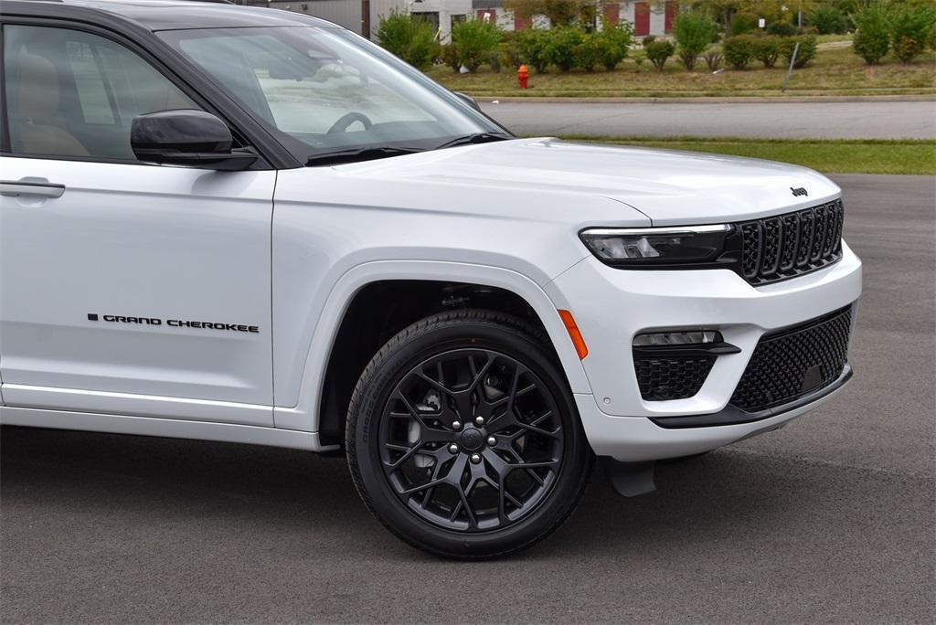 new 2025 Jeep Grand Cherokee car, priced at $65,525