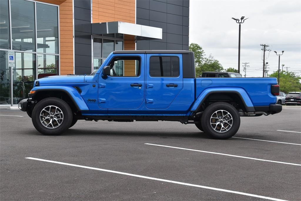 new 2024 Jeep Gladiator car, priced at $46,154