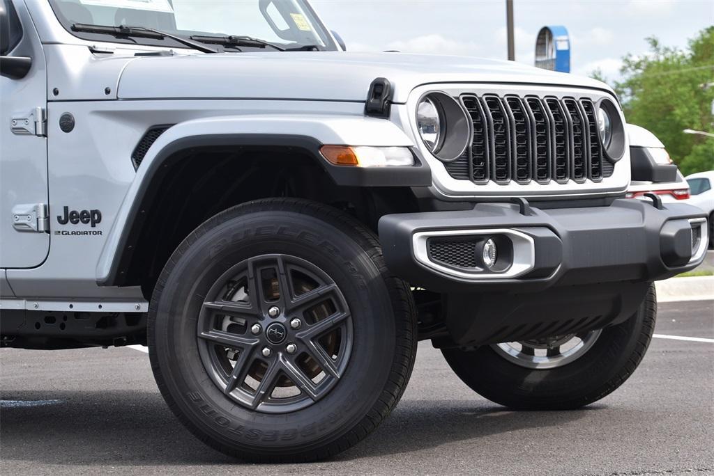 new 2024 Jeep Gladiator car, priced at $42,846