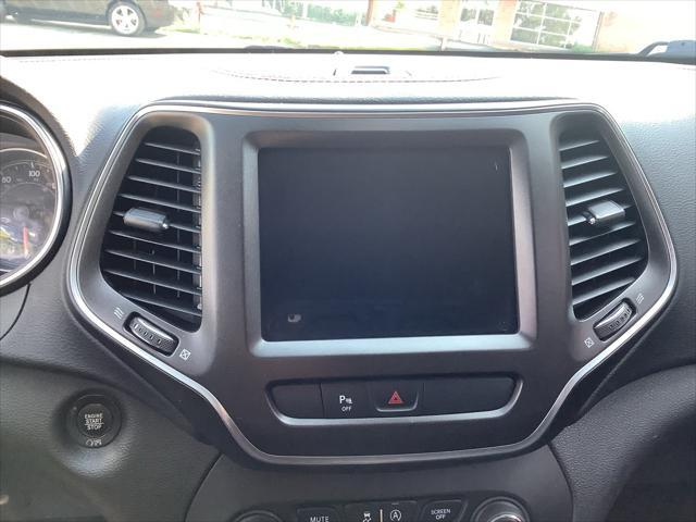 used 2019 Jeep Cherokee car, priced at $13,810