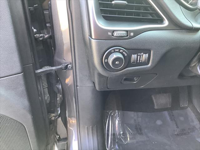 used 2019 Jeep Cherokee car, priced at $13,810