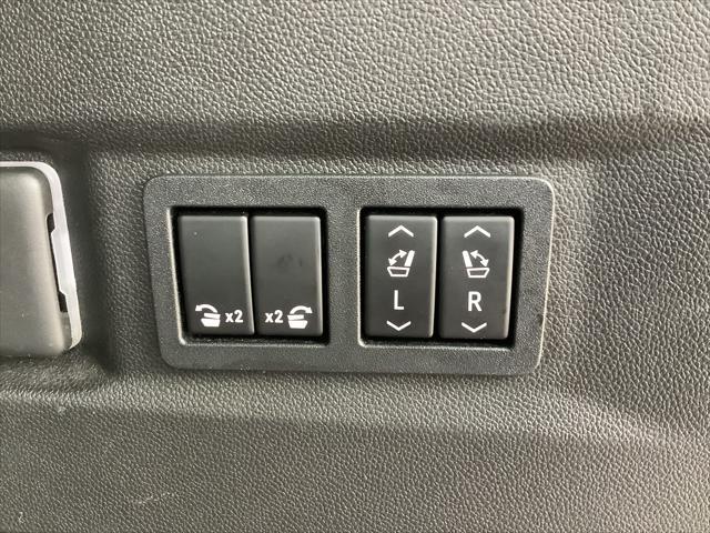 used 2021 GMC Yukon car, priced at $42,258