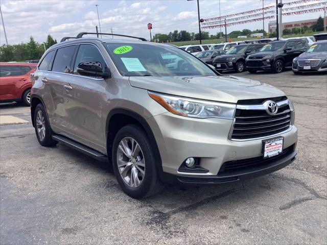 used 2015 Toyota Highlander car, priced at $19,589