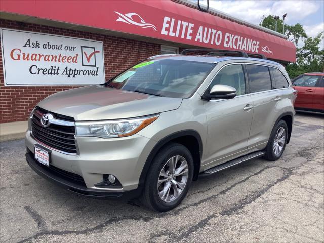 used 2015 Toyota Highlander car, priced at $19,589