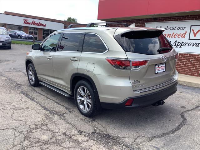 used 2015 Toyota Highlander car, priced at $19,589