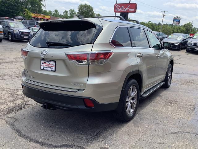 used 2015 Toyota Highlander car, priced at $19,589