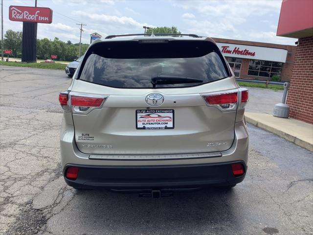 used 2015 Toyota Highlander car, priced at $19,589