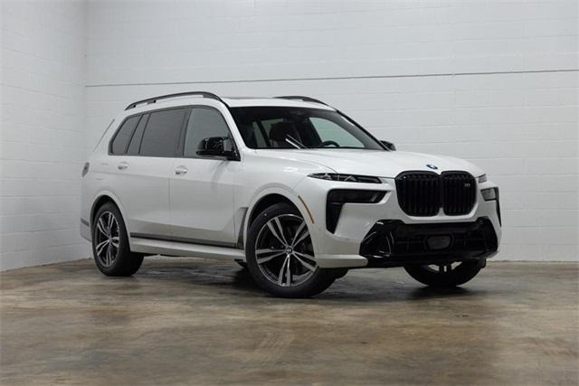 new 2025 BMW X7 car, priced at $119,425