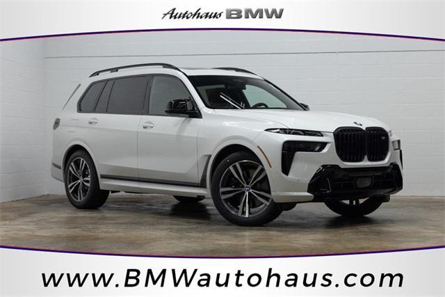 new 2025 BMW X7 car, priced at $114,425