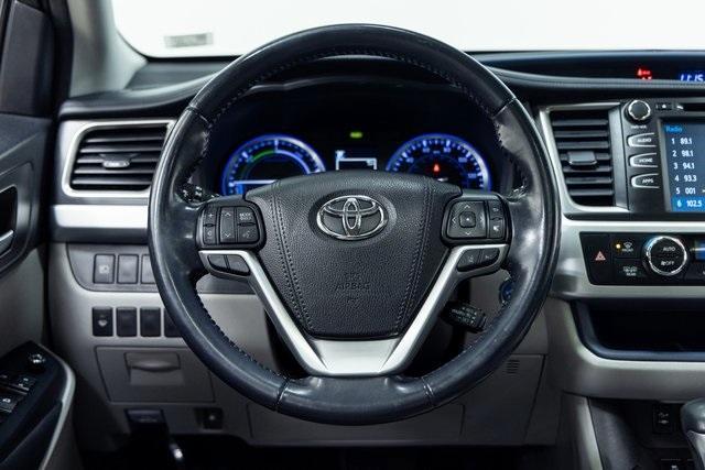 used 2018 Toyota Highlander Hybrid car, priced at $26,000