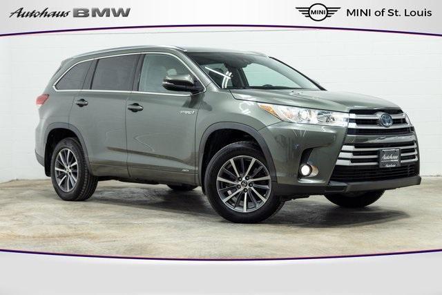 used 2018 Toyota Highlander Hybrid car, priced at $26,000