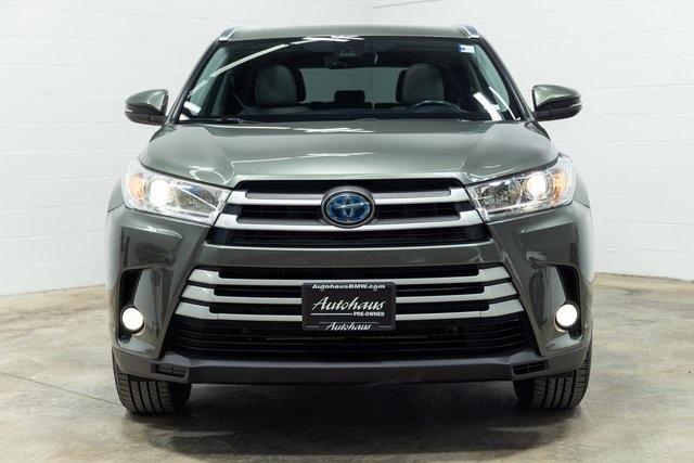 used 2018 Toyota Highlander Hybrid car, priced at $26,000