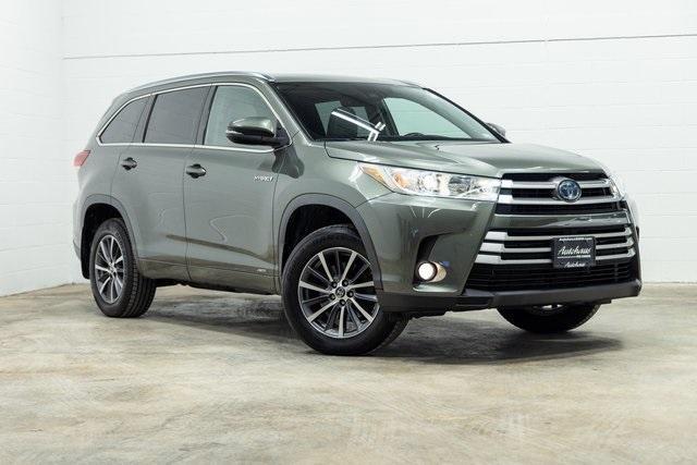 used 2018 Toyota Highlander Hybrid car, priced at $26,000