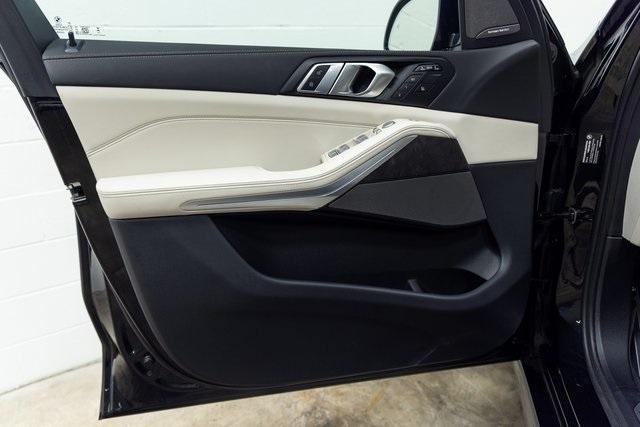used 2025 BMW X7 car, priced at $105,995