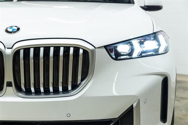 new 2025 BMW X5 car, priced at $72,075