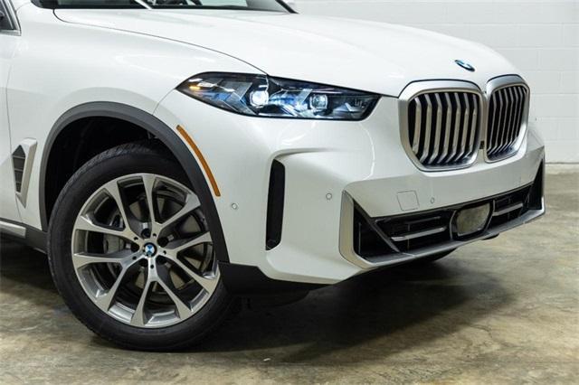 new 2025 BMW X5 car, priced at $72,075