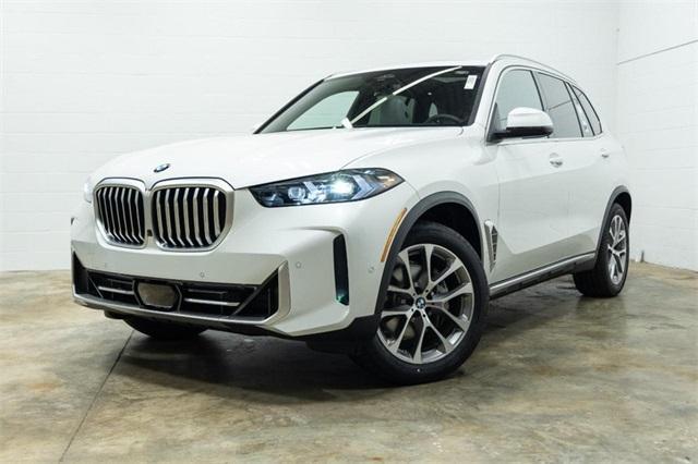 new 2025 BMW X5 car, priced at $72,075