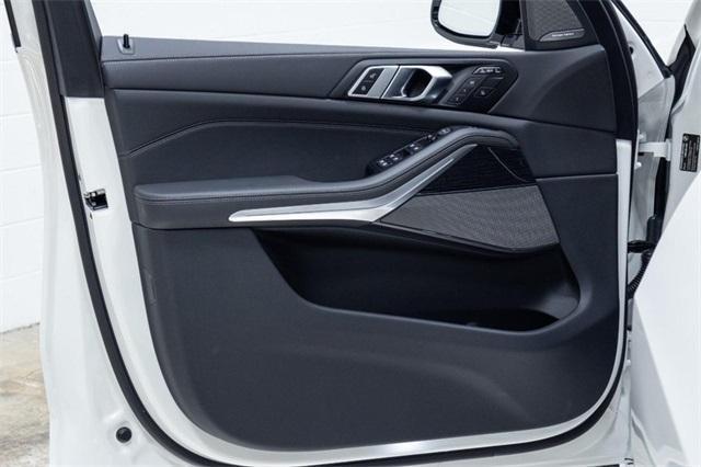 new 2026 BMW X7 car, priced at $97,875