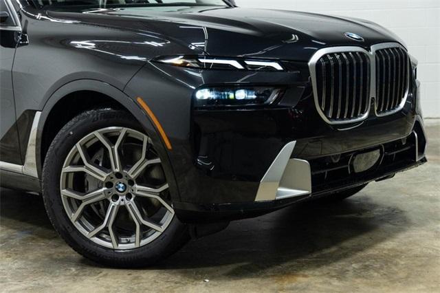 new 2025 BMW X7 car, priced at $90,475