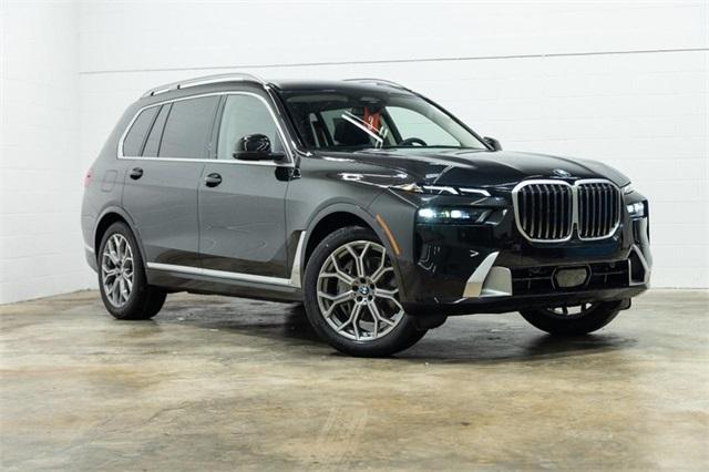 new 2025 BMW X7 car, priced at $90,475