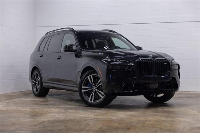 new 2025 BMW X7 car, priced at $117,975