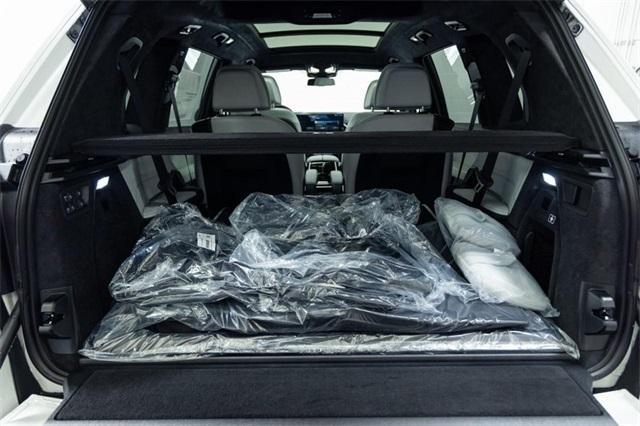 new 2026 BMW X7 car, priced at $99,485