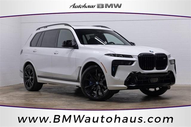 new 2025 BMW X7 car, priced at $122,645