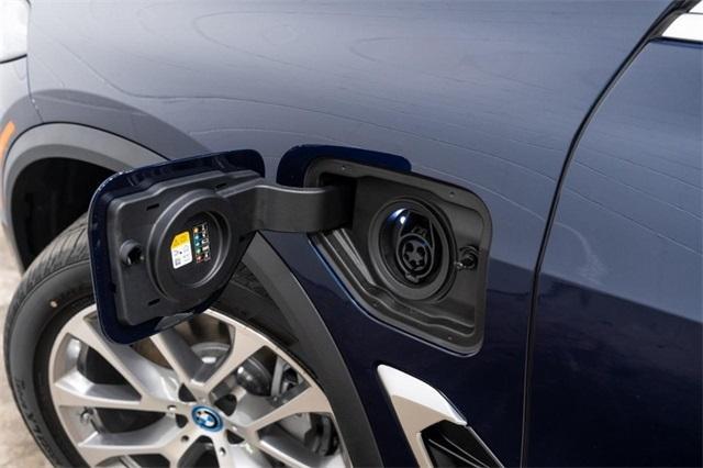 new 2025 BMW X5 PHEV car, priced at $87,925