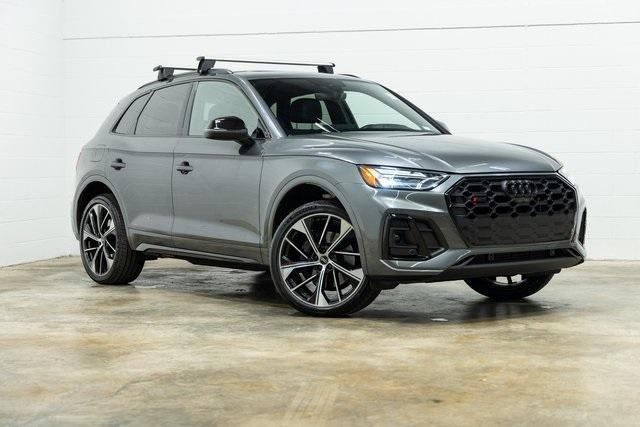 used 2022 Audi SQ5 car, priced at $39,995