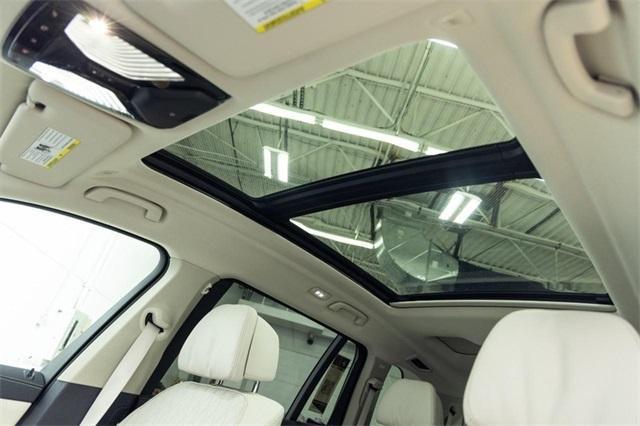 new 2026 BMW X7 car, priced at $99,285