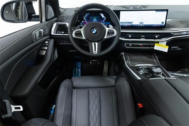 new 2025 BMW X7 car, priced at $123,125