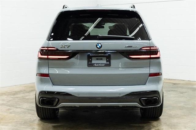 new 2025 BMW X7 car, priced at $98,365