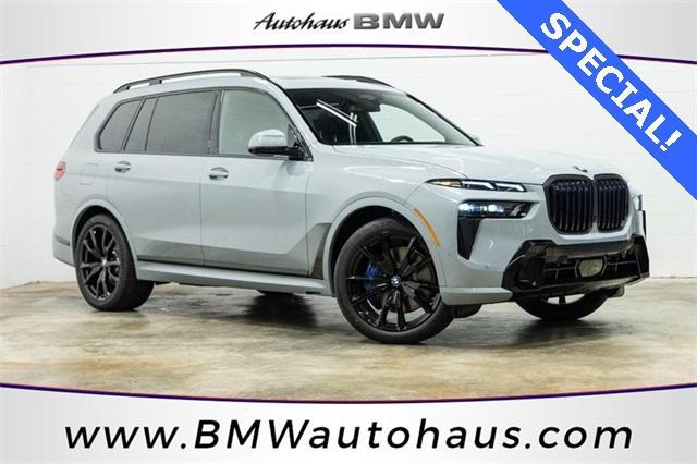 new 2025 BMW X7 car, priced at $98,365