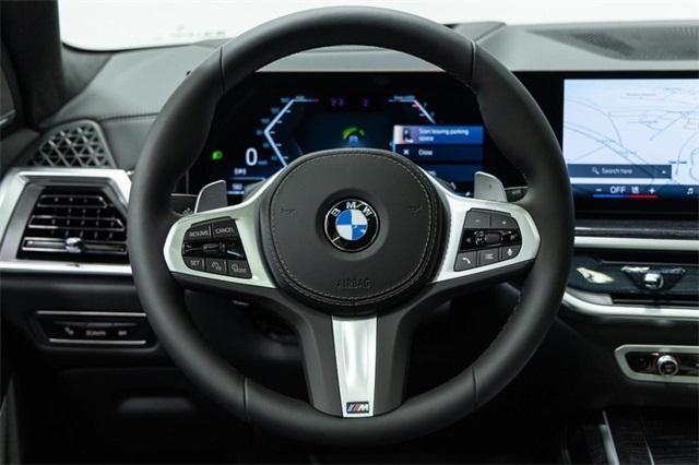 new 2025 BMW X7 car, priced at $98,365